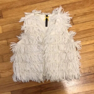 4/$25 Kidichic Fluffy Faux Fur Vest Little Girl Size 4 White